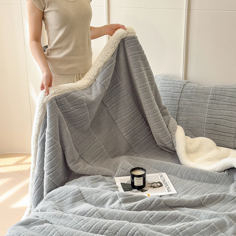 Faux Fur Ripple Winter Warm Blankets for Bed Living Room Three Layer Thickened Sherpa Fleece Blanket Quilt Soft Warmth Quilts