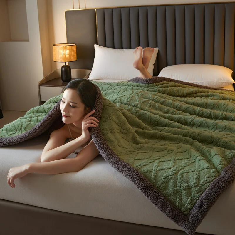 Sherpa Fleece Throw Blanket Queen King Size for Couch, Bed and Sofa, Thick and Warm Blanket, Soft Fuzzy Plush Blanket for Winter