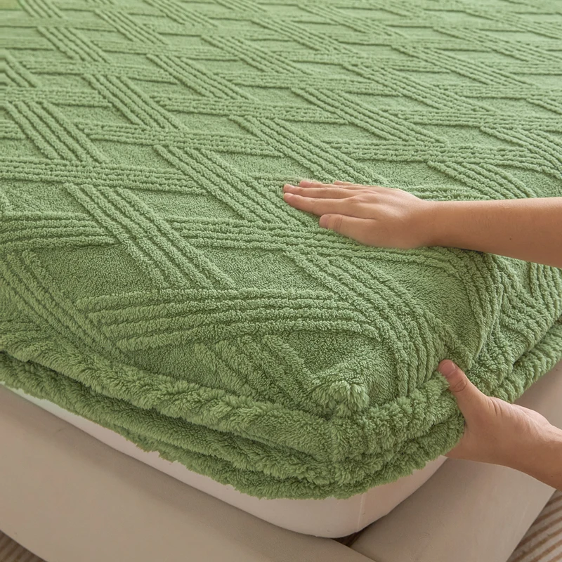 WASART Soft warm coral fleece fitted sheet elastic mattress protector cover plaid jacquard winter fluffy plush bed linen 180x200